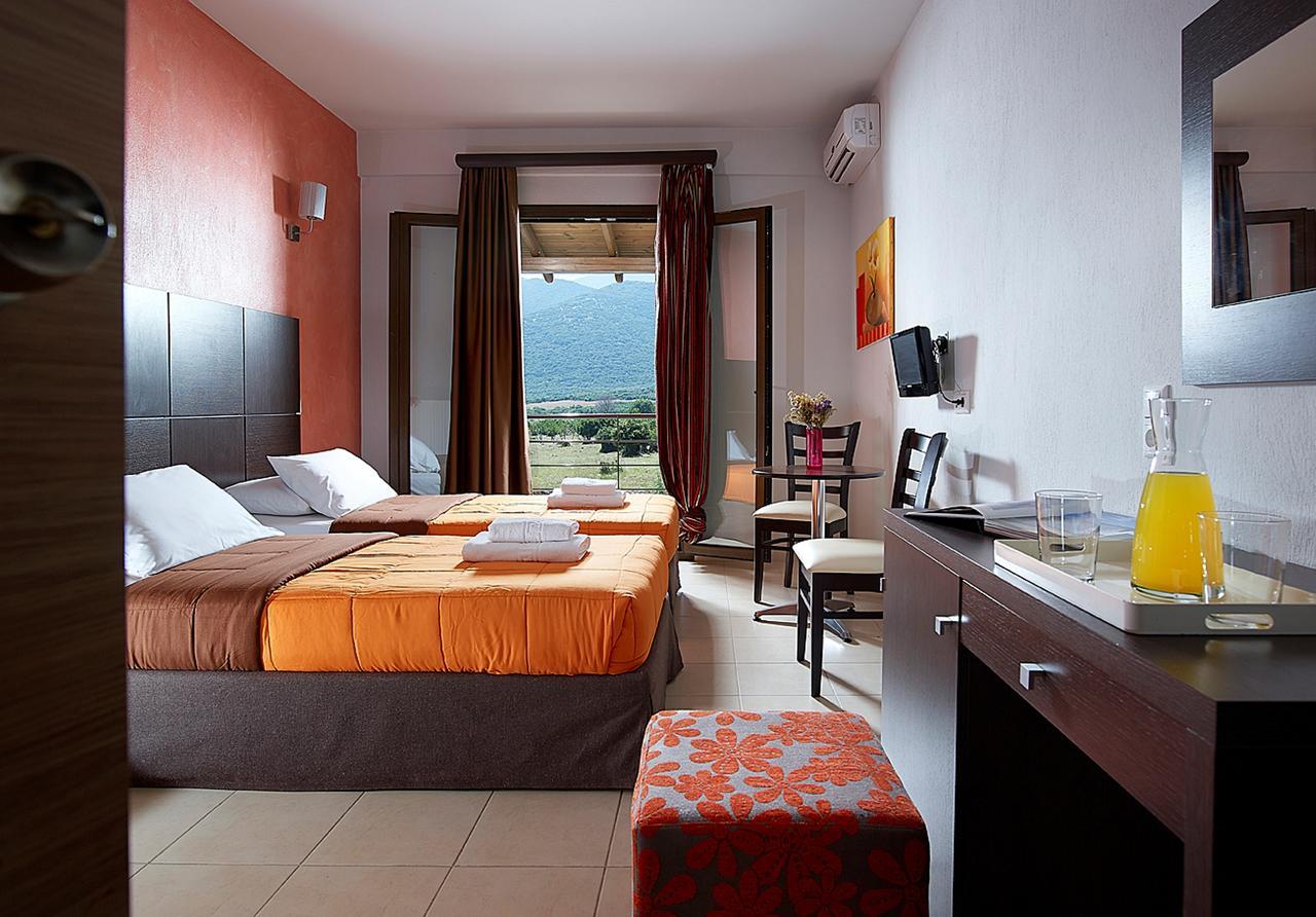 Hotel Orfeas Land Kormísta Pokoj fotografie
